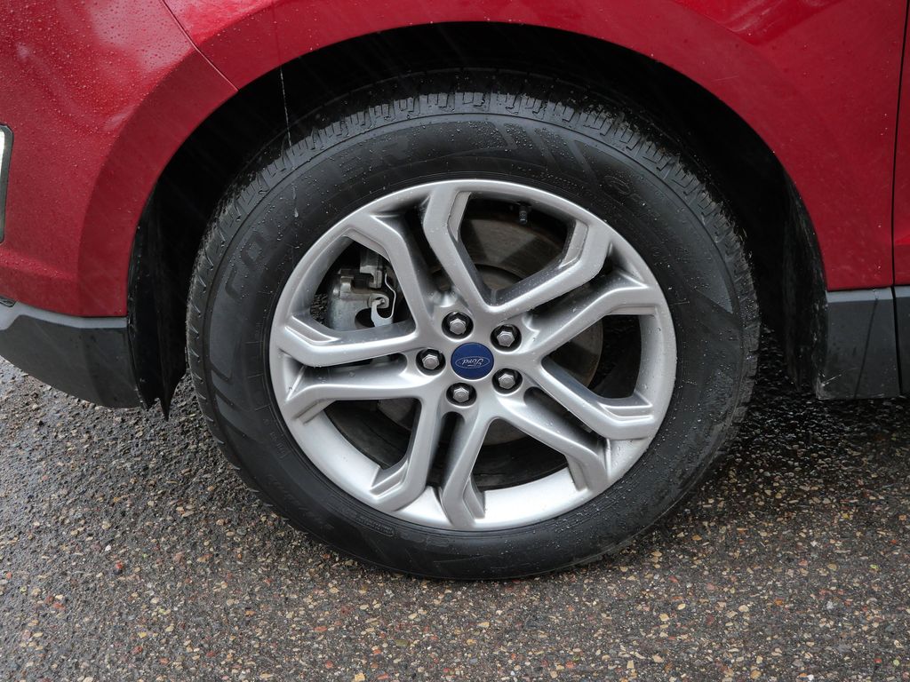 Used 2017 Ford Edge - photo 9