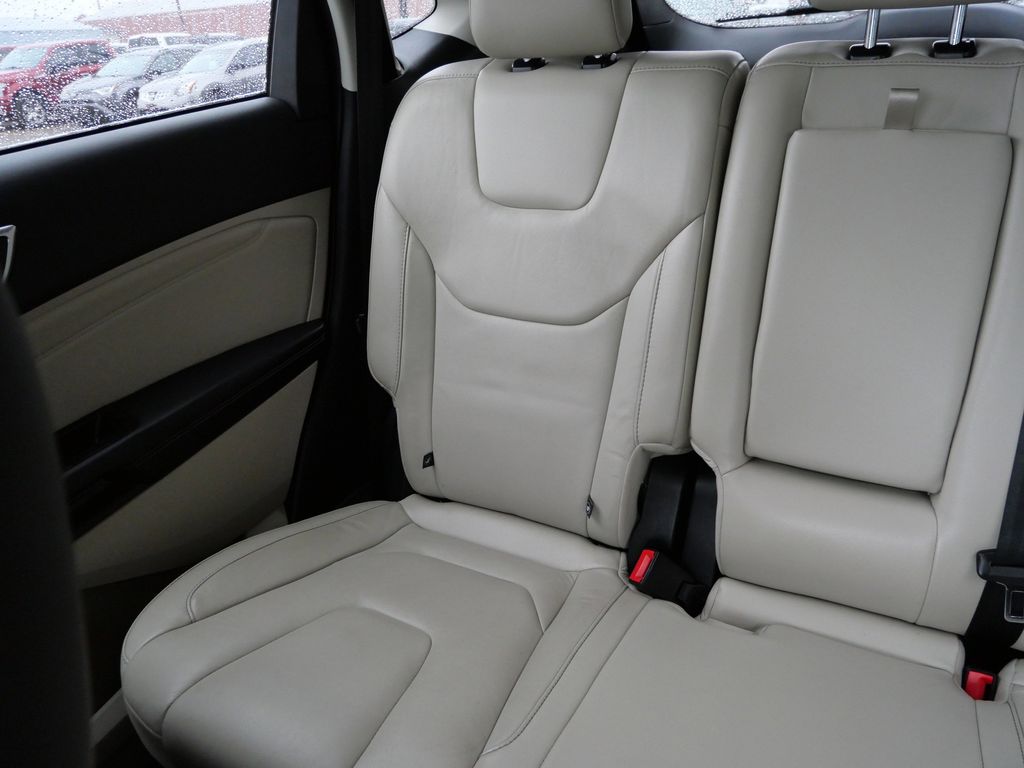 Used 2017 Ford Edge - photo 11