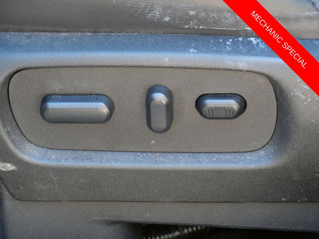 Used 2015 Ford Explorer - photo 11