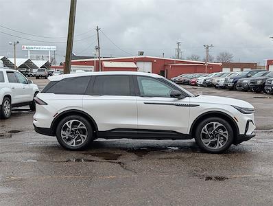 Used 2024 Lincoln Nautilus - photo 1