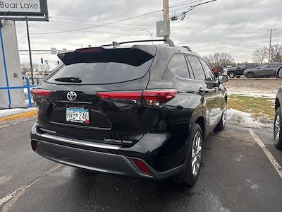 Used 2022 Toyota Highlander Limited for sale #WF0658ZA - photo 2