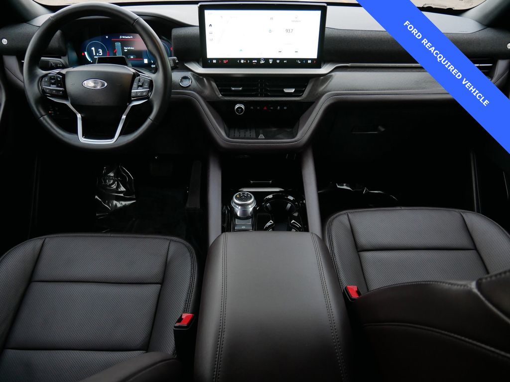Used 2025 Ford Explorer - photo 15