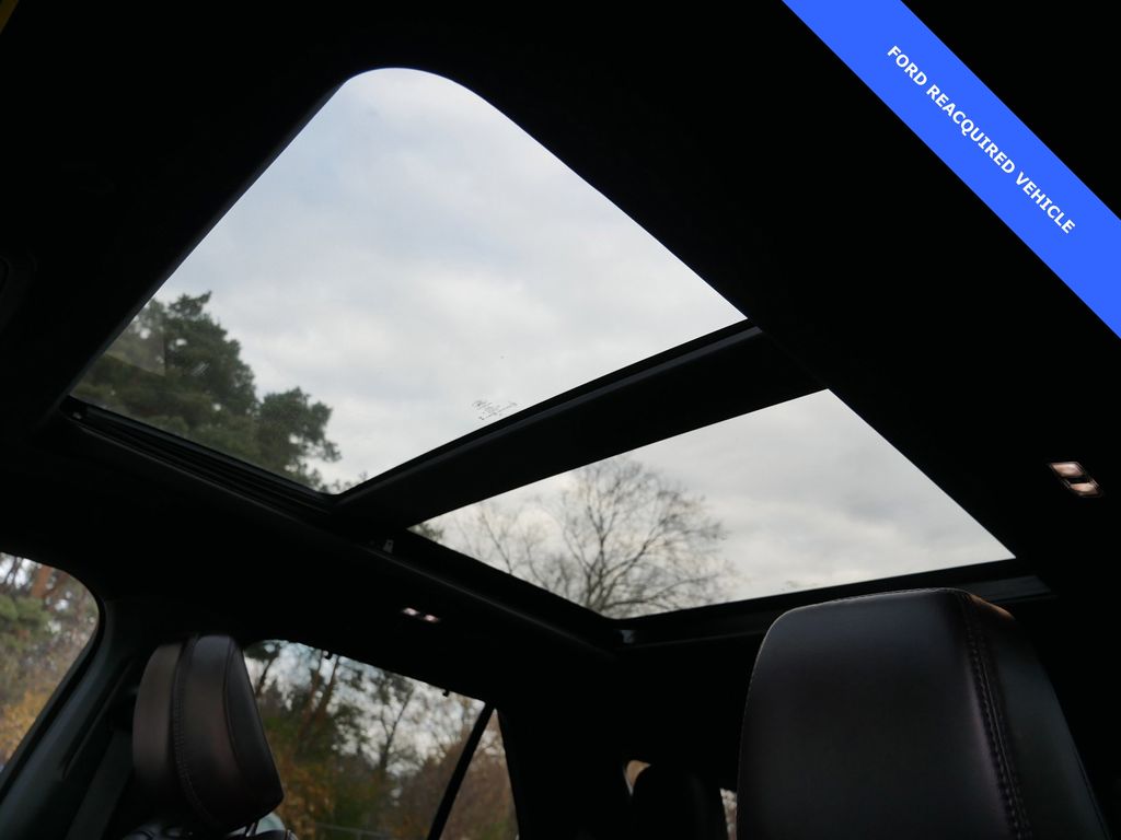 Used 2025 Ford Explorer - photo 28