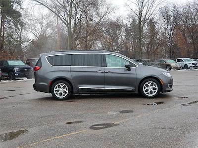 Used 2017 Chrysler Pacifica Touring L Minivan for sale #WF0899ZA - photo 2