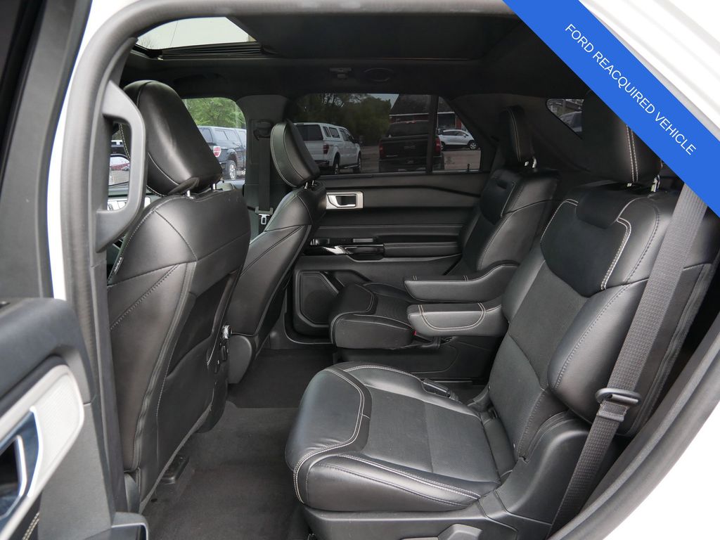 Used 2022 Ford Explorer - photo 13