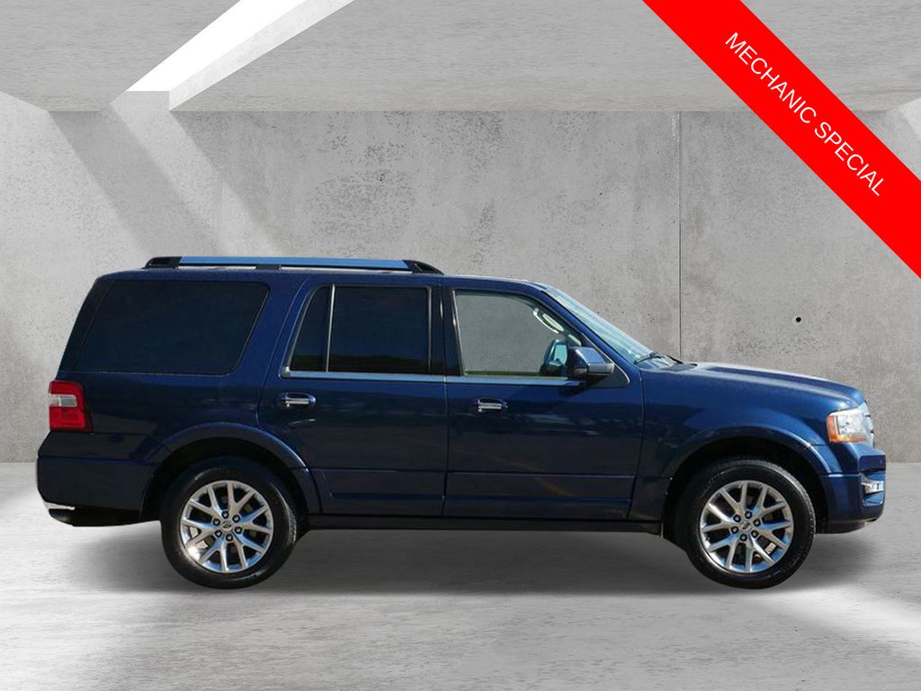 Used 2017 Ford Expedition - photo 2