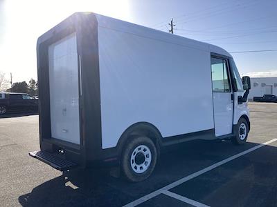 2025 Chevrolet BrightDrop 400 Standard Roof FWD Step Van / Walk-in for sale #SC579 - photo 2