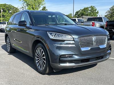 Used 2024 Lincoln Aviator - photo 2