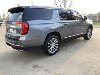 Used 2022 GMC Yukon XL - photo 1