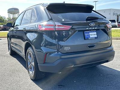 Used 2024 Ford Edge - photo 2