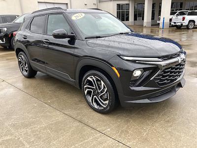 Used 2024 Chevrolet Trailblazer - photo 1