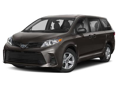 Used 2018 Toyota Sienna - photo 1