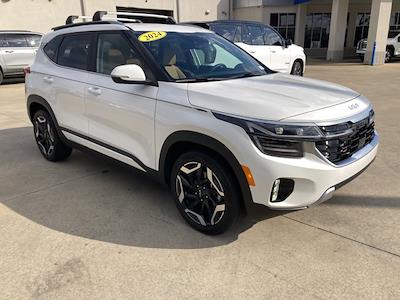 Used 2024 Kia Seltos - photo 1