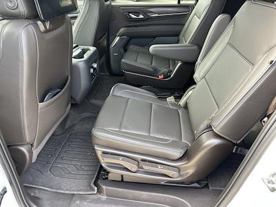 Used 2024 GMC Yukon XL - photo 1