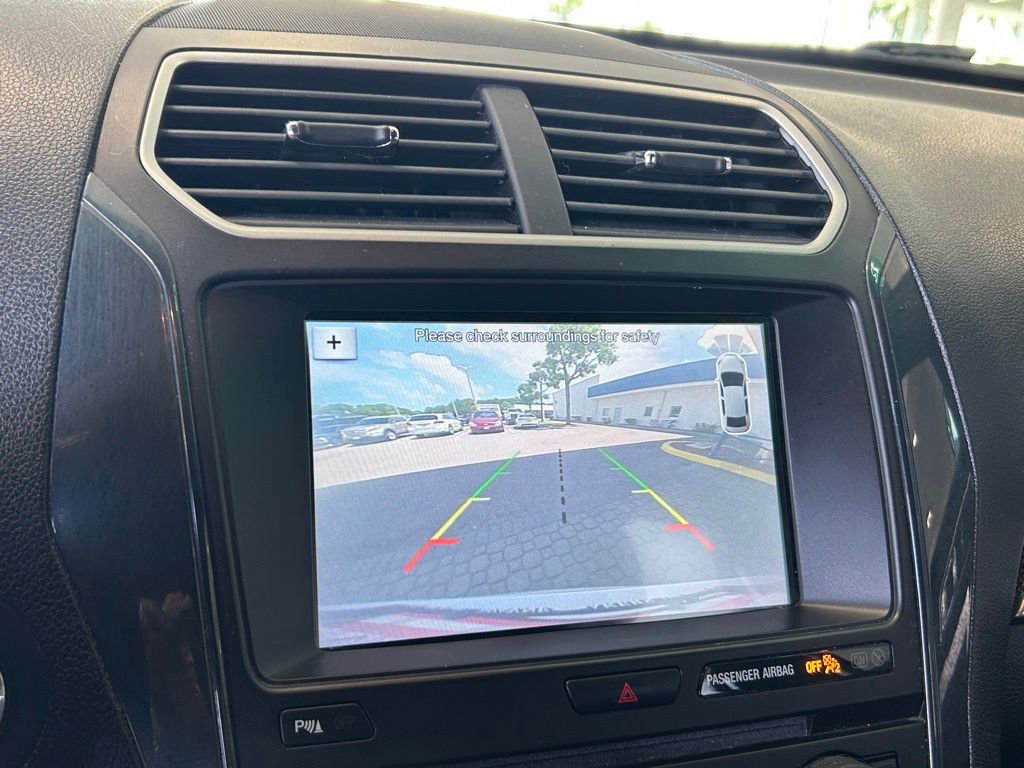 Used 2017 Ford Explorer - photo 14