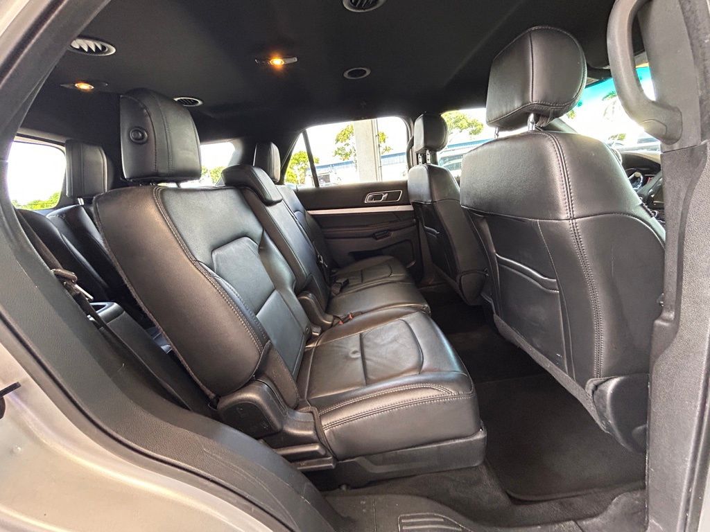 Used 2017 Ford Explorer - photo 30