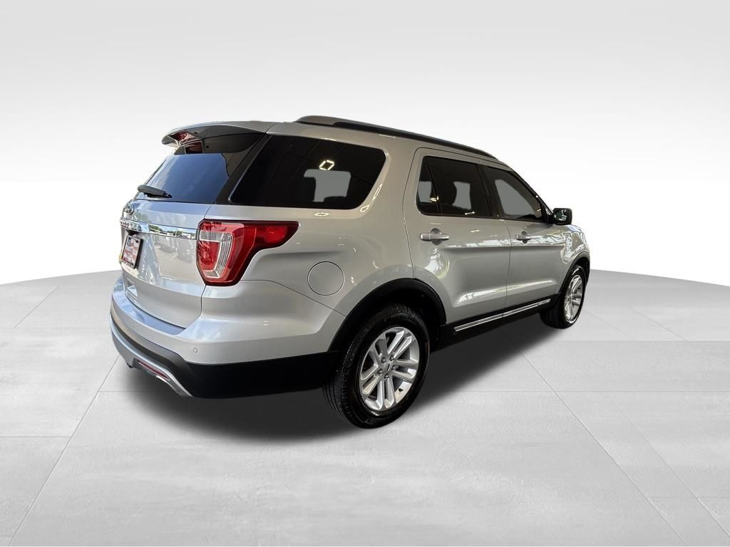 Used 2017 Ford Explorer - photo 6
