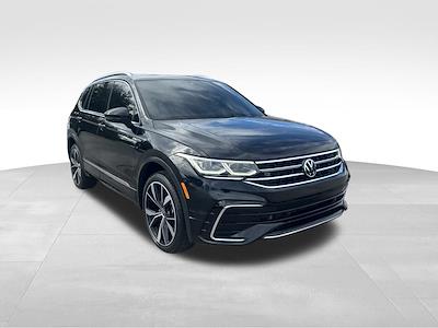 2023 Volkswagen Tiguan AWD SUV for sale #L4DE80738B - photo 2