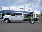 New 2025 Ford F-350 XL Crew Cab 4x4 Cab Chassis for sale #L5DD54278 - photo 3