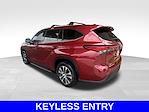 2020 Toyota Highlander FWD SUV for sale #L5FE64628A - photo 2