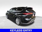 2023 Toyota Highlander AWD SUV for sale #L5M126397A - photo 2