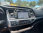 2018 Toyota Highlander 4x2 SUV for sale #L5XB86297B - photo 11