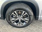 Used 2016 Toyota Highlander XLE for sale #L5ZE15077A - photo 17