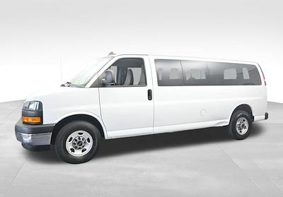 Used 2020 GMC Savana 3500 - photo 1