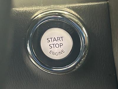 Used 2022 Nissan Armada - photo 1