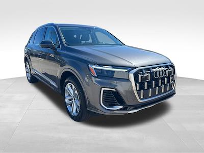 Used 2025 Audi Q7 - photo 1