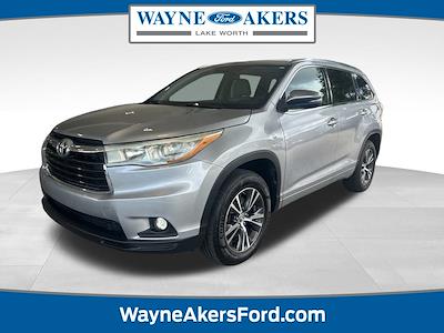 Used 2016 Toyota Highlander XLE for sale #L5ZE15077A - photo 1