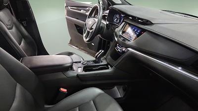 Used 2022 Cadillac XT5 - photo 1