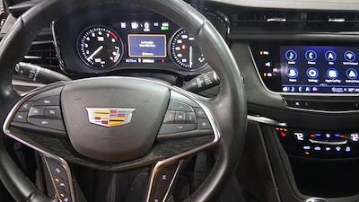 Used 2022 Cadillac XT5 - photo 1