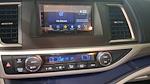 2017 Toyota Highlander AWD SUV for sale #C6036074 - photo 13