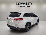 2017 Toyota Highlander AWD SUV for sale #C6036074 - photo 2
