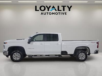 Used 2025 Chevrolet Silverado 2500 - photo 1
