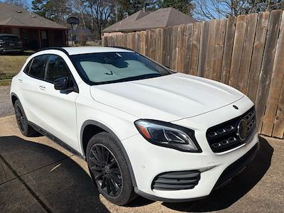 Used 2020 Mercedes-Benz GLA 250 - photo 1