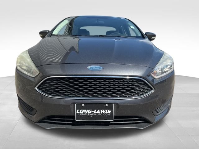 Used 2016 Ford Focus SE Sedan - photo 2
