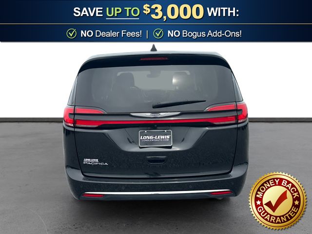 Used 2023 Chrysler Pacifica - photo 5