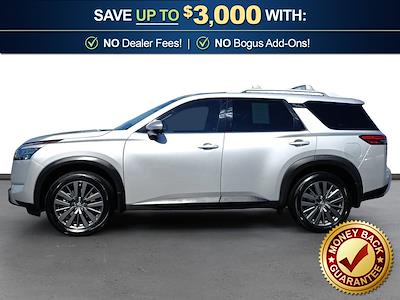 Used 2025 Nissan Pathfinder - photo 1