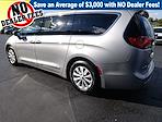2018 Chrysler Pacifica FWD Minivan for sale #CA0442 - photo 2
