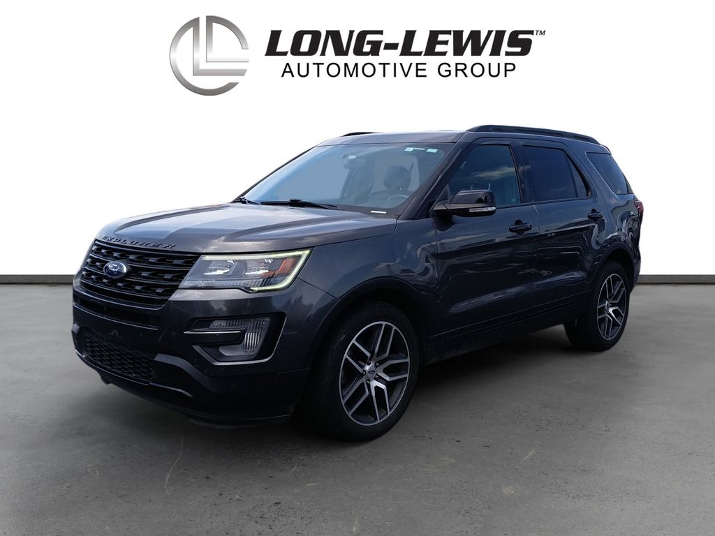 Used 2017 Ford Explorer - photo 4