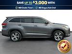 2017 Toyota Highlander FWD SUV for sale #TA0718A - photo 8