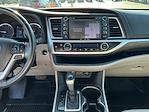 2019 Toyota Highlander 4x2 SUV for sale #F25AT064A - photo 17