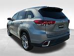 2019 Toyota Highlander 4x2 SUV for sale #F25AT064A - photo 2