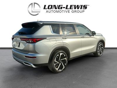 Used 2023 Mitsubishi Outlander - photo 1