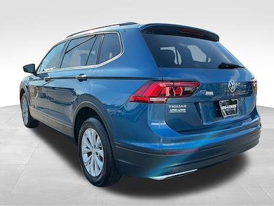 2018 Volkswagen Tiguan FWD SUV for sale #F25TA063A - photo 2