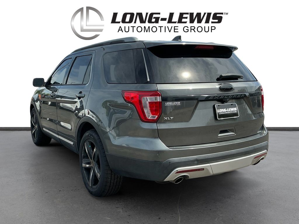 Used 2017 Ford Explorer - photo 6