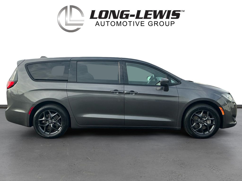 Used 2018 Chrysler Pacifica - photo 7