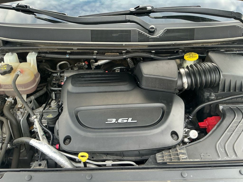 Used 2018 Chrysler Pacifica - photo 21